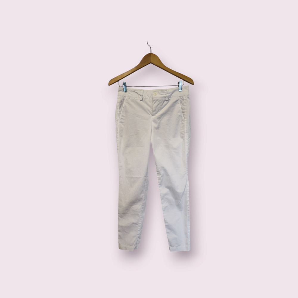 Vince. Women's White Chino Pants Size 0‎ Cotton Blend Skinny Leg With Pockets